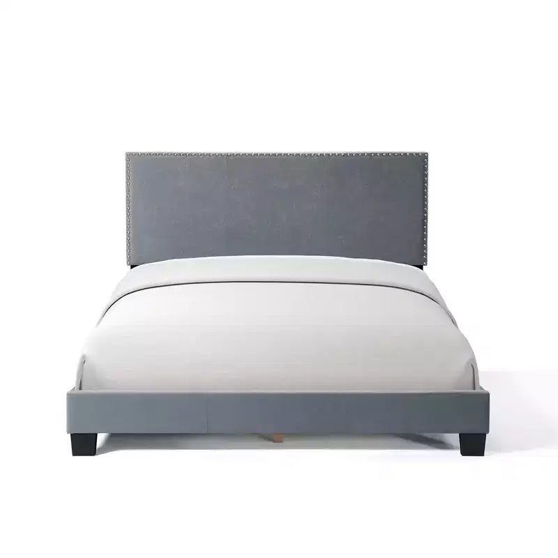 Cadre de lit Queen/Full pour chambre principale avec tête de lit capitonnée et garniture cloutée, lit plateforme moderne, aucun sommier tapissier requis