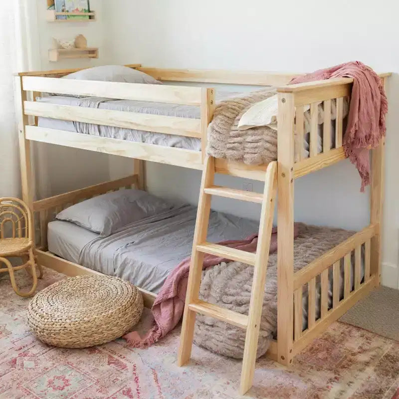 Lit superposé enfant double, lit superposé bas en bois massif avec échelle pour petite pièce